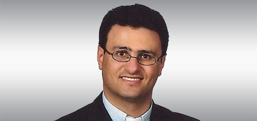 القس